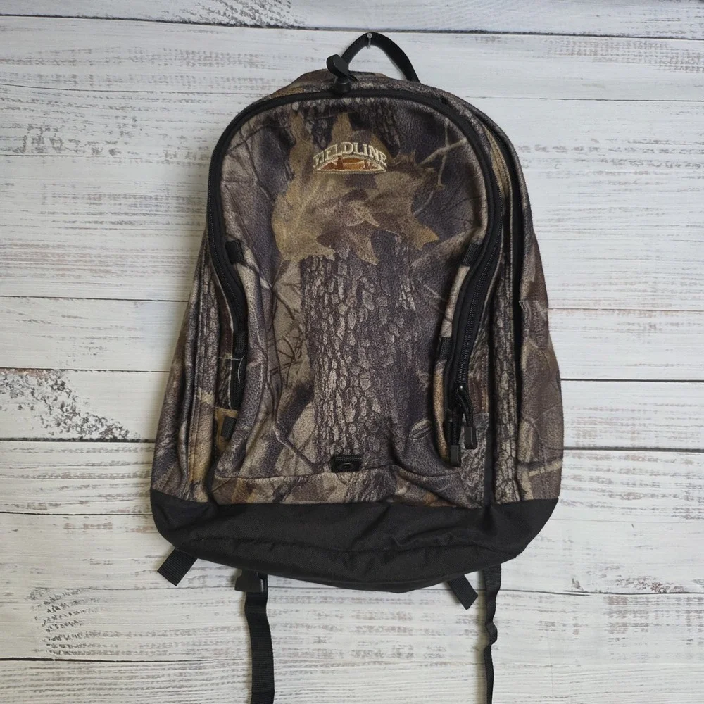 Fieldline Realtree Hardwood Camouflage Hunting Backpack Soft Zipper Issue Hole‎